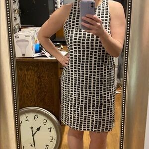 Ann Taylor LOFT Black & White Sleeveless Sheath EUC